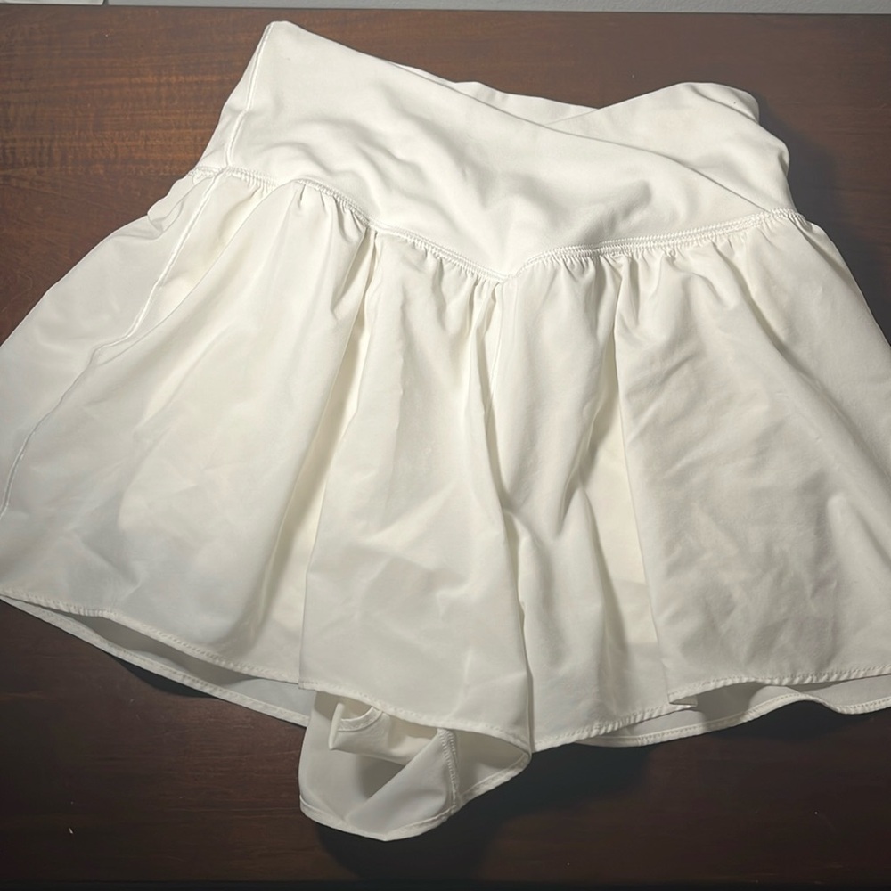 COPY - OFFLINE By Aerie Real Me
Crossover Flowy Short